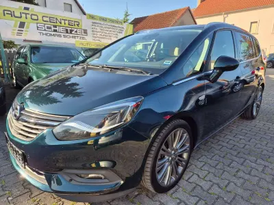 Gebraucht Opel Zafira Innovation 170 PS (125 kW) 2017 Smaragd gruen (mi) Van / Kleinbus