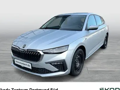 Używany Skoda Scala Tour 116 KM (85 kW) 2025 Srebrny Hatchback