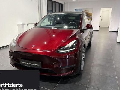 Rot Gebraucht 2024 Tesla Model Y SUV | 40.100 € (Etwas zu teuer)