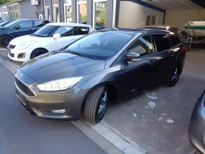 Gebraucht Ford Focus Business Edition 125 PS (91 kW) 2016 Kombi