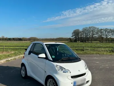 Używany Smart ForTwo Cabrio 71 KM (52 kW) 2011 Biały Kabriolet
