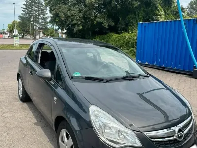 Gebraucht Opel Corsa 69 PS (50 kW) 2013 Grau Kleinwagen