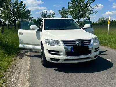 Gebraucht VW Touareg 239 PS (175 kW) 2010 Weiß SUV