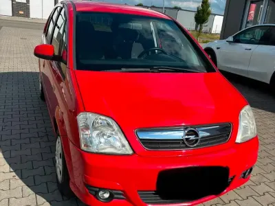 Gebraucht Opel Meriva 87 PS (63 kW) 2009 Rot Van / Kleinbus