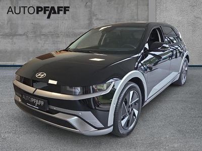 Schwarz (abyss black) Gebraucht 2024 Hyundai Ioniq 5 Techniq SUV | 49.990 €