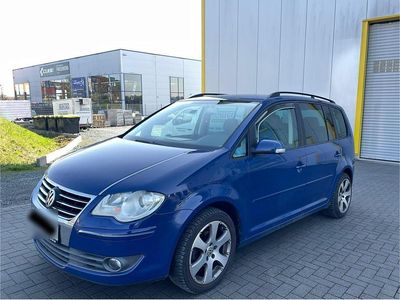 Gebraucht VW Touran 140 PS (102 kW) 2007 Blau Van / Kleinbus