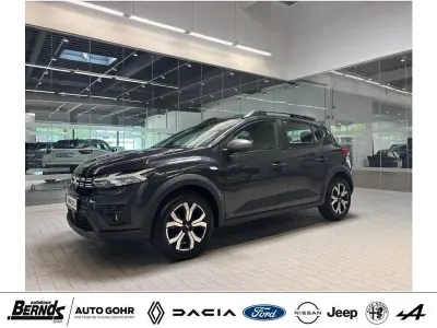 Gebraucht Dacia Sandero Expression 91 PS (66 kW) 2023 Grau Kleinwagen