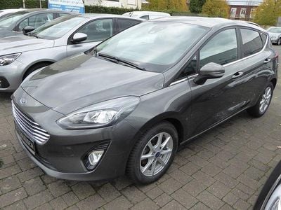 Grau Gebraucht 2021 Ford Fiesta Titanium Kleinwagen | 10.990 € (Guter Preis)