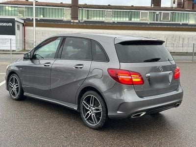 Mercedes B180