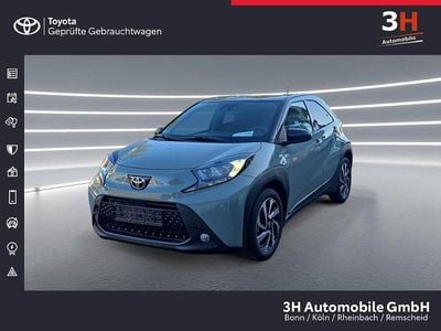 Gebraucht Toyota Aygo X Team 72 PS (52 kW) 2025 Grün SUV