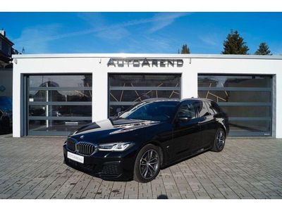 Gebraucht BMW 520 M Sport 190 PS (139 kW) 2022 Saphirschwarz (metallic) Kombi
