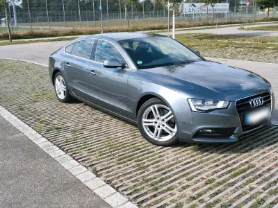 Gebraucht Audi A5 Sportback 150 PS (110 kW) 2016 Grau Kleinwagen
