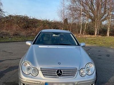 Gebraucht Mercedes C200 163 PS (119 kW) 2007 Silber Coupé