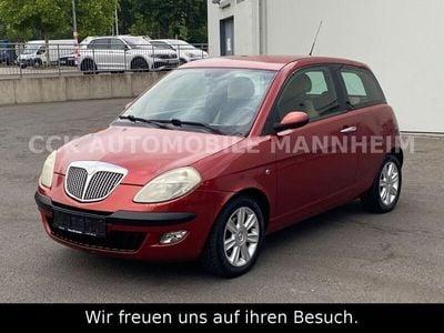 Lancia Ypsilon