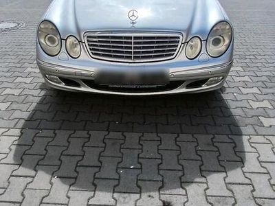 Mercedes E270