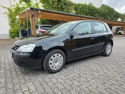 Gebraucht VW Golf IV Trendline 75 PS (55 kW) 2005 Schwarz Limousine
