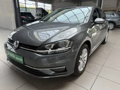 Gebraucht VW Golf VII Comfortline 86 PS (63 kW) 2019 Grau Limousine