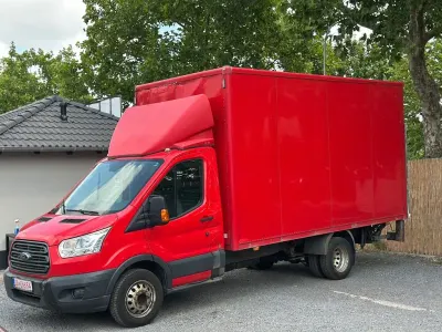 Gebraucht Ford Transit 131 PS (96 kW) 2017 Rot Van