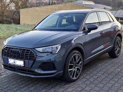 Gebraucht Audi Q3 150 PS (110 kW) 2019 Grau SUV