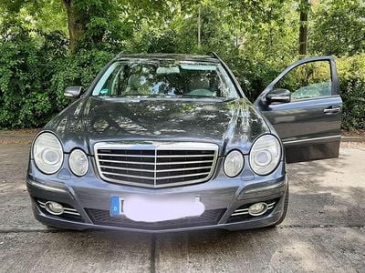 Mercedes E200