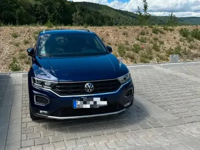 Gebraucht VW T-Roc Sport 150 PS (110 kW) 2021 Blau SUV