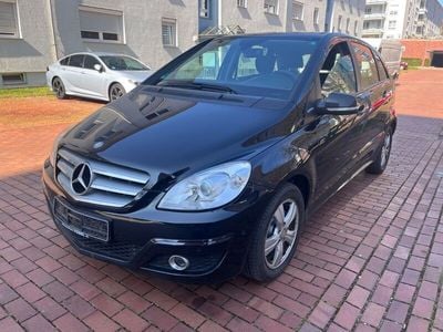 Mercedes B180