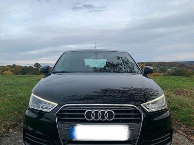 Schwarz Gebraucht 2015 Audi A1 Sportback Kleinwagen | 9.999 €
