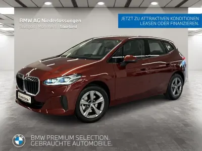 Gebraucht BMW 220 Active Tourer Efficient Dynamics 156 PS (114 kW) 2025 Rot Van / Kleinbus
