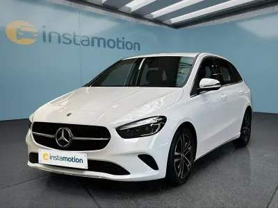 Gebraucht Mercedes B200 163 PS (119 kW) 2025 Weiß Kleinwagen