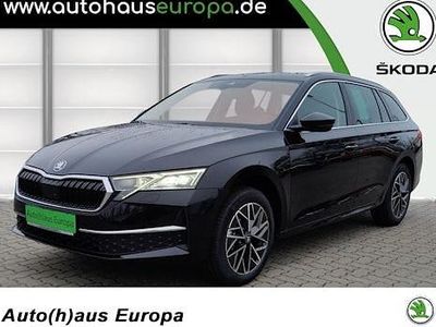 Schwarz Gebraucht 2025 Skoda Octavia Tour Kombi | 38.900 €