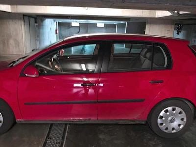 Usata VW Golf IV 115 CV (84 kW) 2004 Rosso Utilitaria