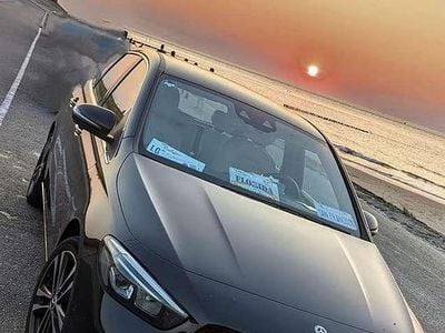 Second-hand Mercedes B220 Progressive 190 CP (139 kW) 2019 Negru Monovolum