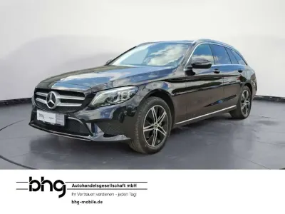 Gebraucht Mercedes C200 Avantgarde 184 PS (135 kW) 2020 Schwarz Limousine