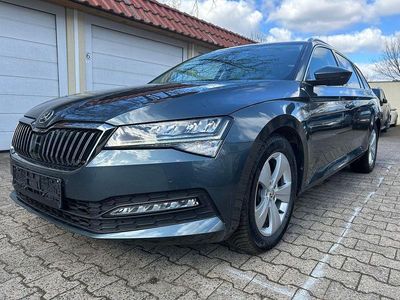 Gebraucht Skoda Superb Ambition 150 PS (110 kW) 2022 Grau Kombi