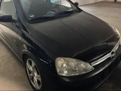 Gebraucht Opel Corsa 75 PS (55 kW) 2003 Schwarz Kleinwagen