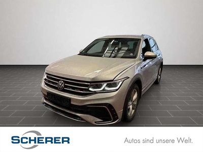 Gebraucht VW Tiguan R-line 150 PS (110 kW) 2023 Reflexsilber metallic (metallic) SUV