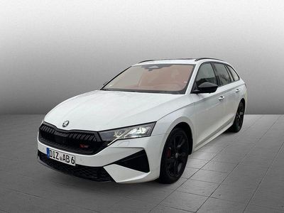 Usata Skoda Octavia RS 265 CV (194 kW) 2026 Bianco Station wagon