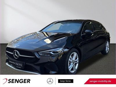 Gebraucht Mercedes CLA180 Shooting Brake 136 PS (100 kW) 2023 Schwarz Kombi