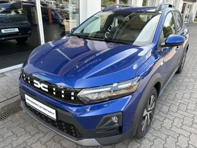 Neu Dacia Sandero Expression 110 PS (80 kW) 2026 Grau Limousine