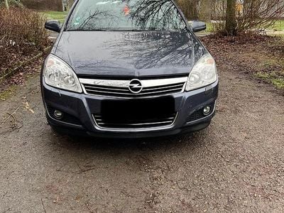 Usata Opel Astra 102 CV (75 kW) 2007 Grigio Berlina