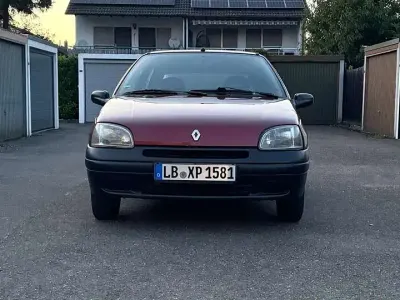 Gebraucht Renault Clio 58 PS (42 kW) 1997 Kleinwagen