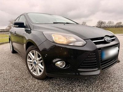 Gebraucht Ford Focus Titanium 116 PS (85 kW) 2014 Schwarz Kombi