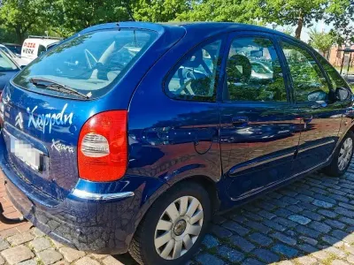 Gebraucht Citroën Xsara Picasso 109 PS (80 kW) 2006 Blau Van / Kleinbus