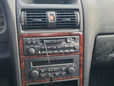 Second-hand Opel Astra 101 CP (74 kW) 2002 Argintiu Berlinǎ