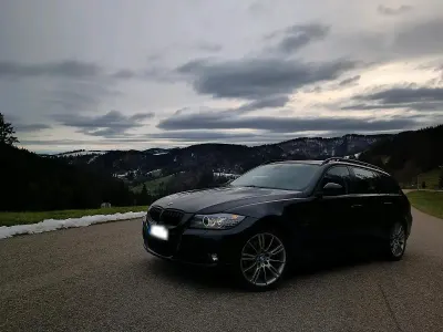 Używany BMW 320 177 KM (130 kW) 2008 Czarny Kombi