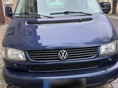 Second-hand VW T4 102 CP (75 kW) 1998 Albastru Van
