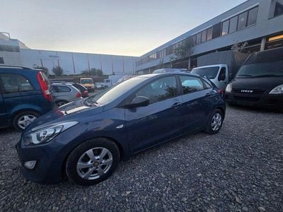 Usata Hyundai i30 90 CV (66 kW) 2012 Blu Berlina