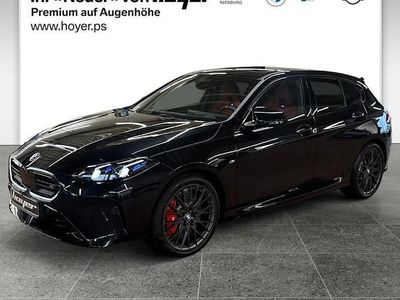 Neu BMW M135 M Sport 300 PS (220 kW) 2025 Saphirschwarz metallic Kleinwagen