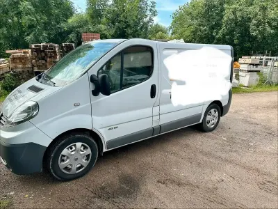 Gebraucht Renault Traffic 116 PS (85 kW) 2014 Weiß Van / Kleinbus