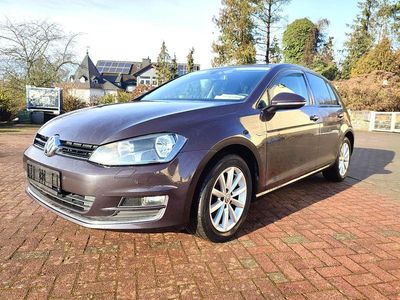 Schwarz Gebraucht 2016 VW Golf LOUNGE Limousine | 11.999 € (Guter Preis)